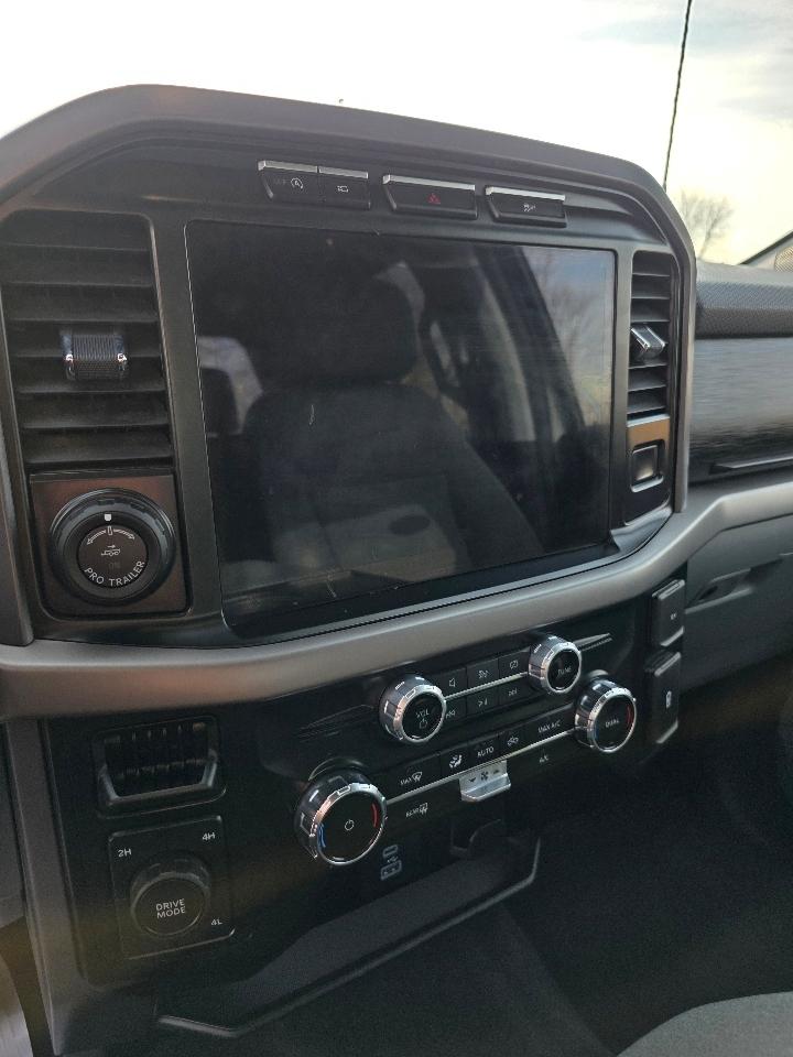 Ford F-150 XLT SuperCrew 4WD 2024