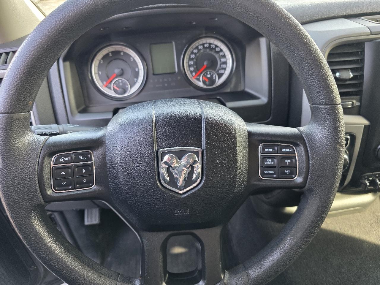 RAM 1500 Classic Tradesman Quad Cab 4WD 2021