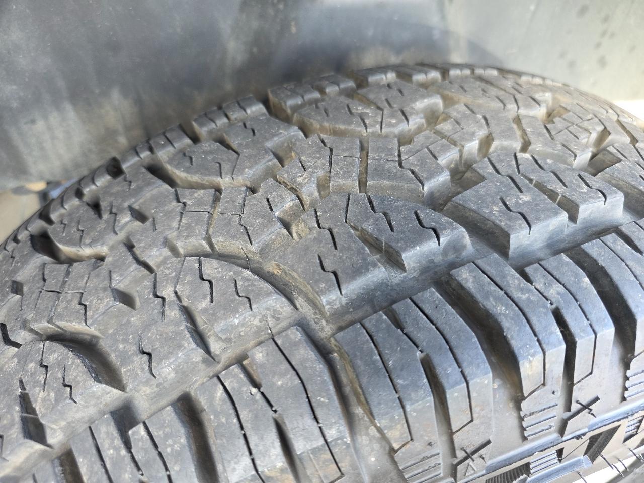 RAM 1500 Classic Tradesman Quad Cab 4WD 2021