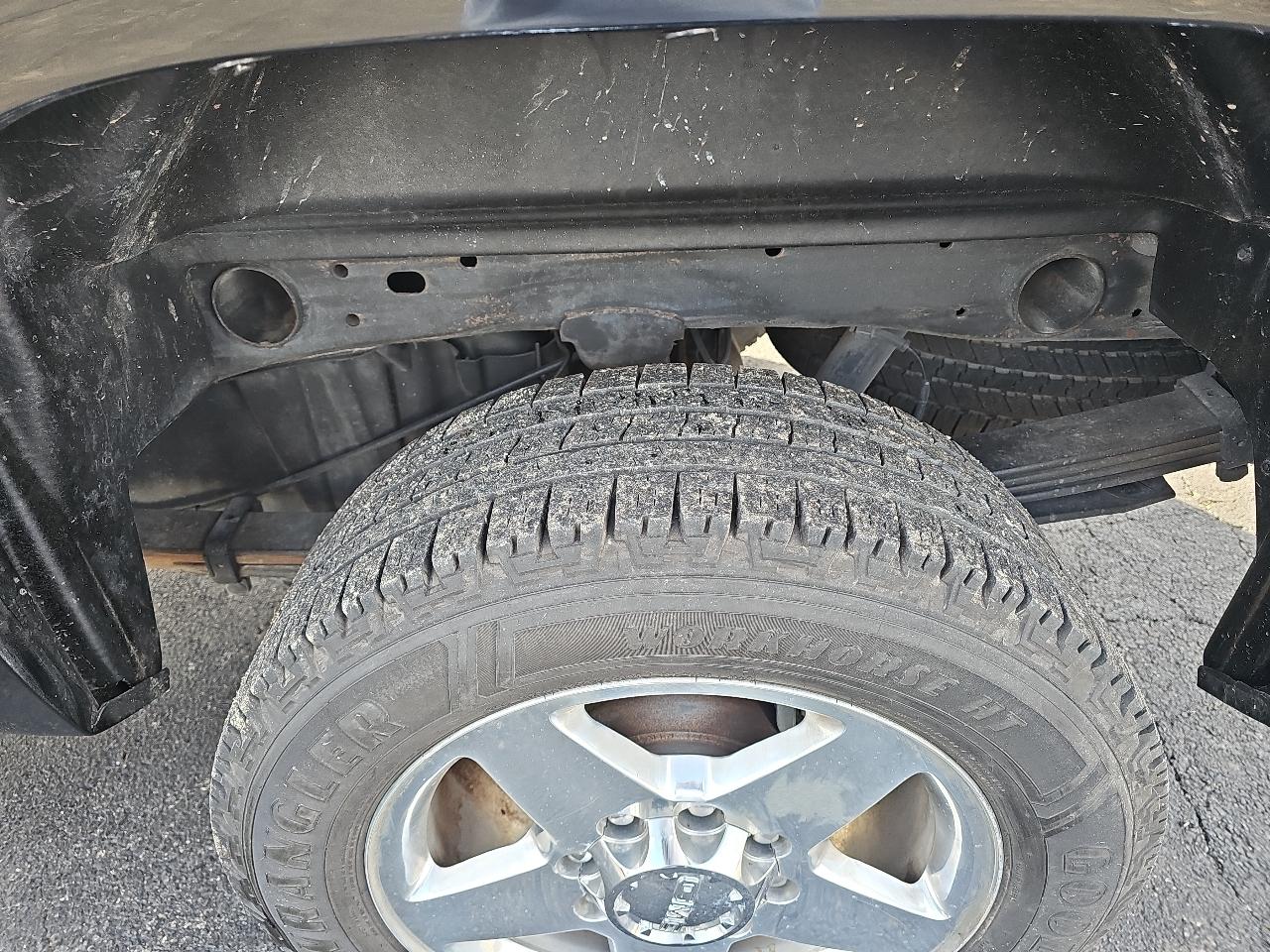 GMC Sierra 2500HD Denali Crew Cab 4WD 2011