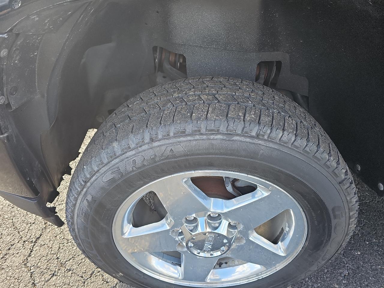 GMC Sierra 2500HD Denali Crew Cab 4WD 2011