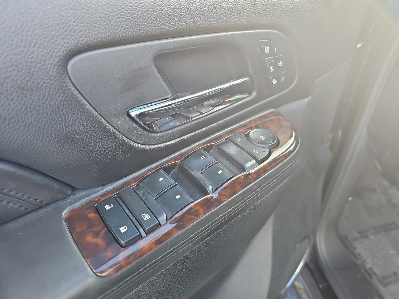 GMC Sierra 2500HD Denali Crew Cab 4WD 2011