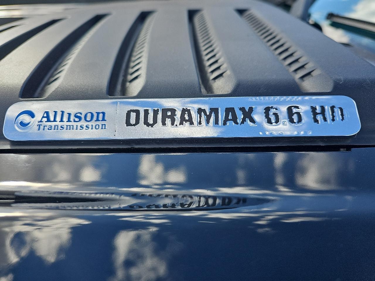 GMC Sierra 2500HD Denali Crew Cab 4WD 2011