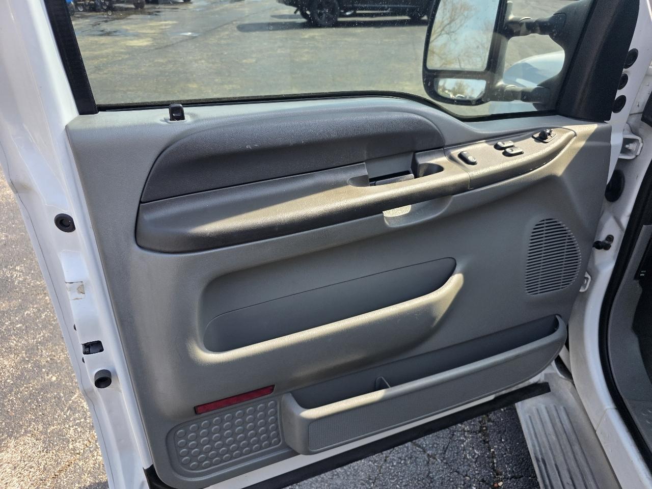 Ford F-250 SD XLT SuperCab LWB 2WD 2002