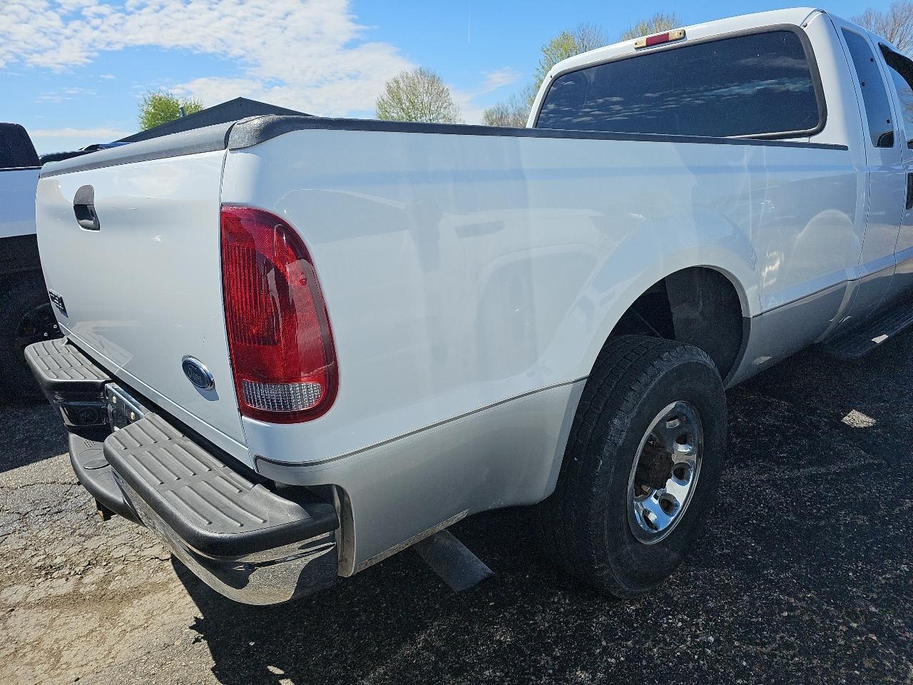 Ford F-250 SD XLT SuperCab LWB 2WD 2002