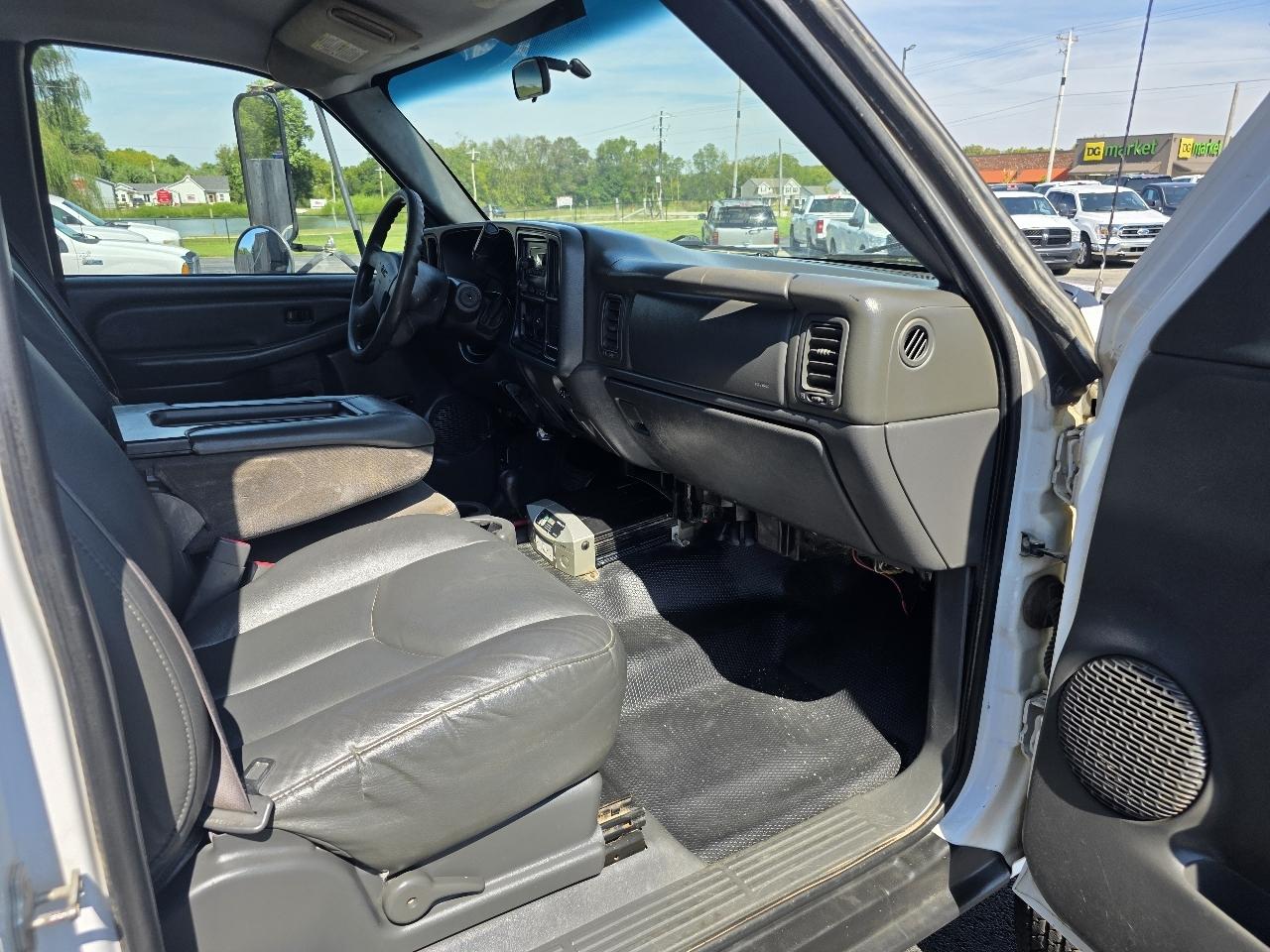 GMC Sierra 3500 SL 4WD DRW 2006