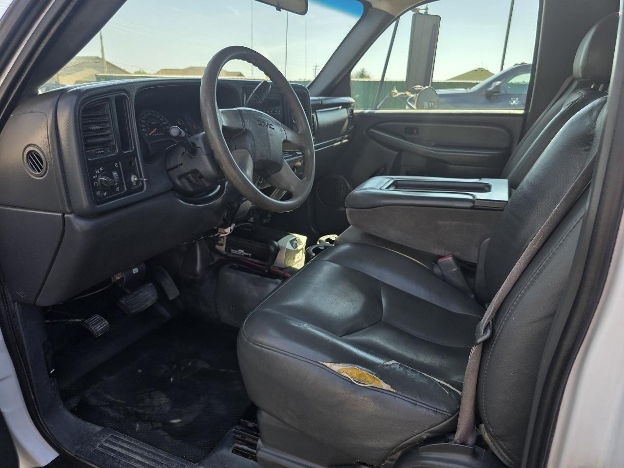 GMC Sierra 3500 SL 4WD DRW 2006