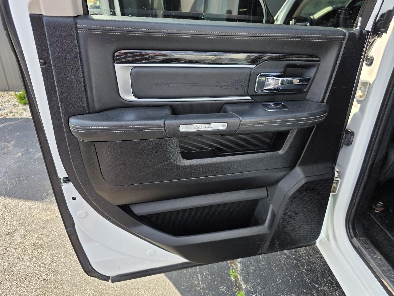 RAM 1500 Laramie Longhorn Edition Crew Cab SWB 4WD 2014