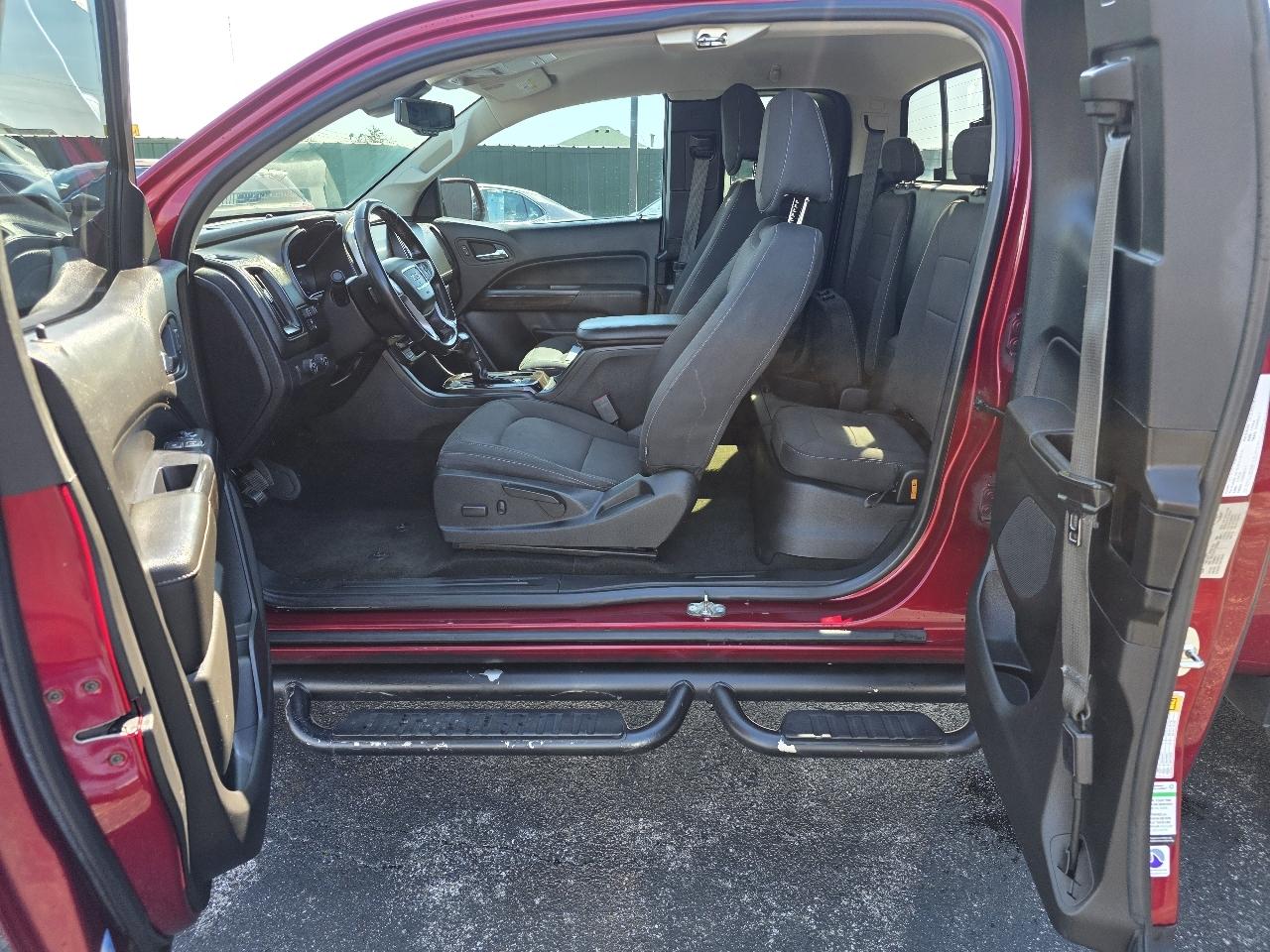 GMC Canyon SLE Ext. Cab 4WD 2018