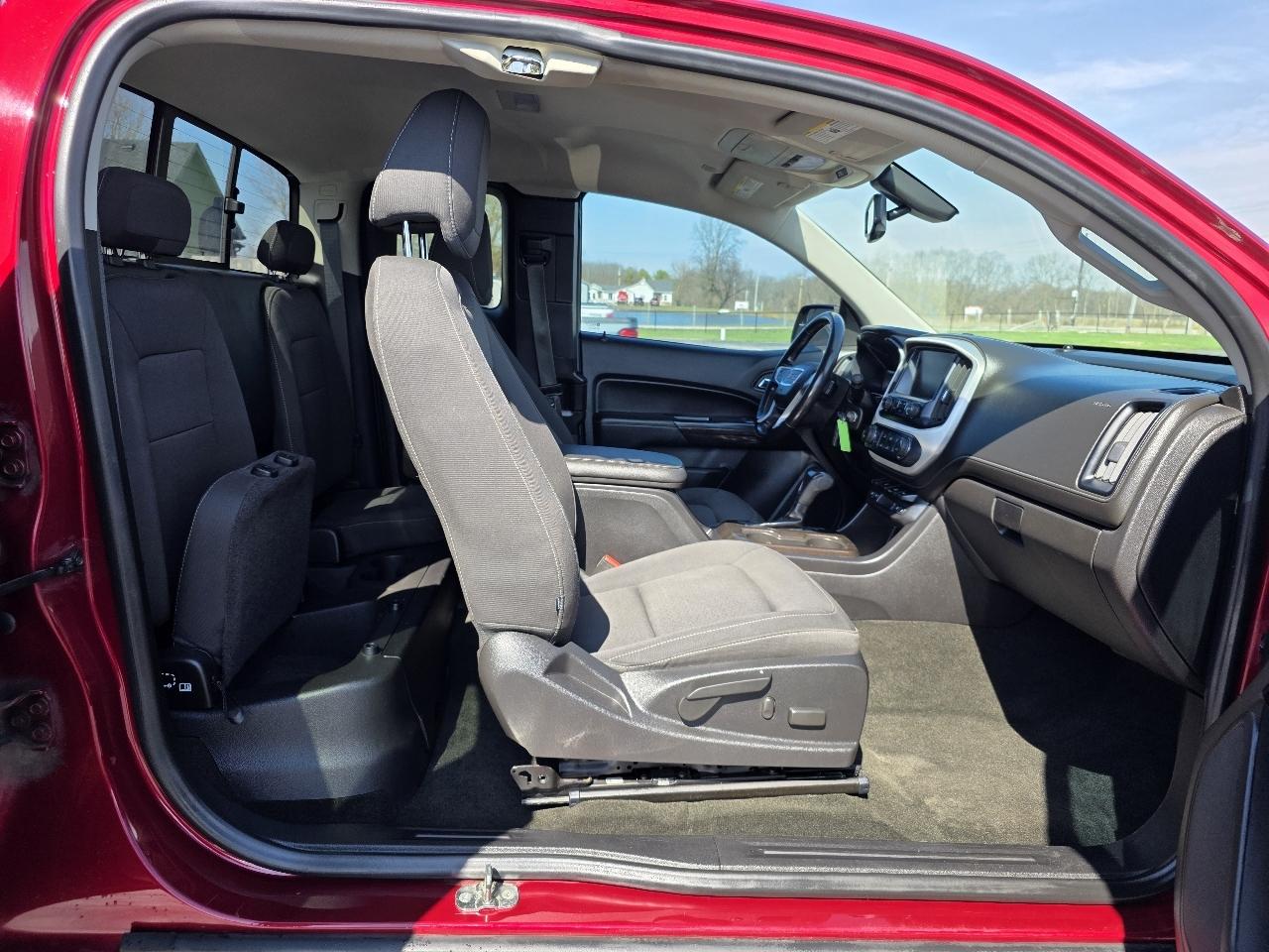 GMC Canyon SLE Ext. Cab 4WD 2018