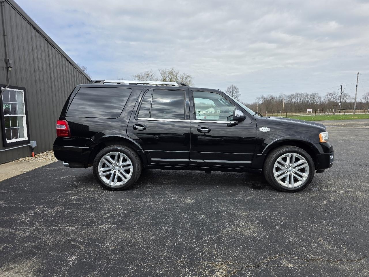 Ford Expedition King Ranch 4D SUV RWD 2016