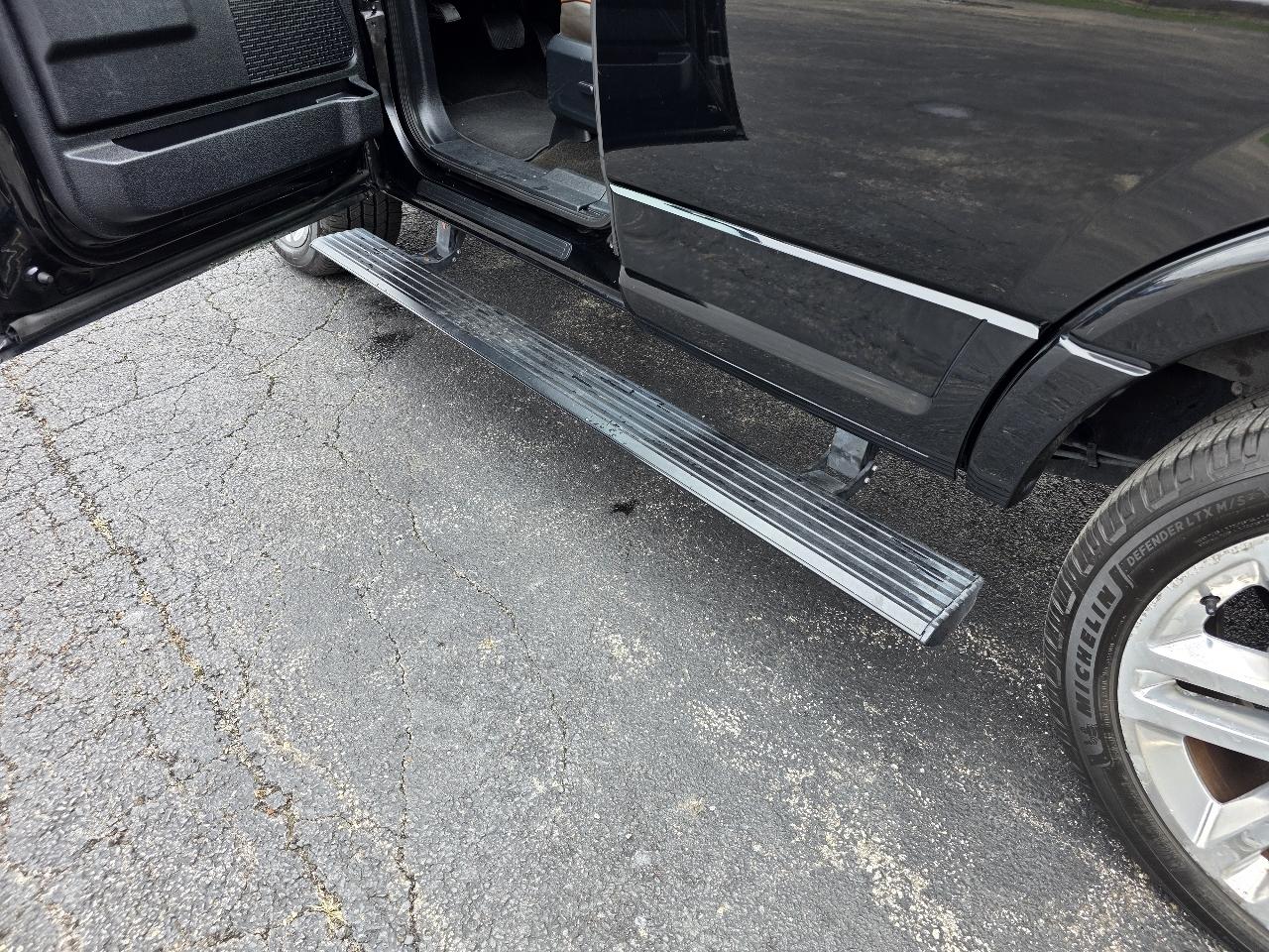 Ford Expedition King Ranch 4D SUV RWD 2016