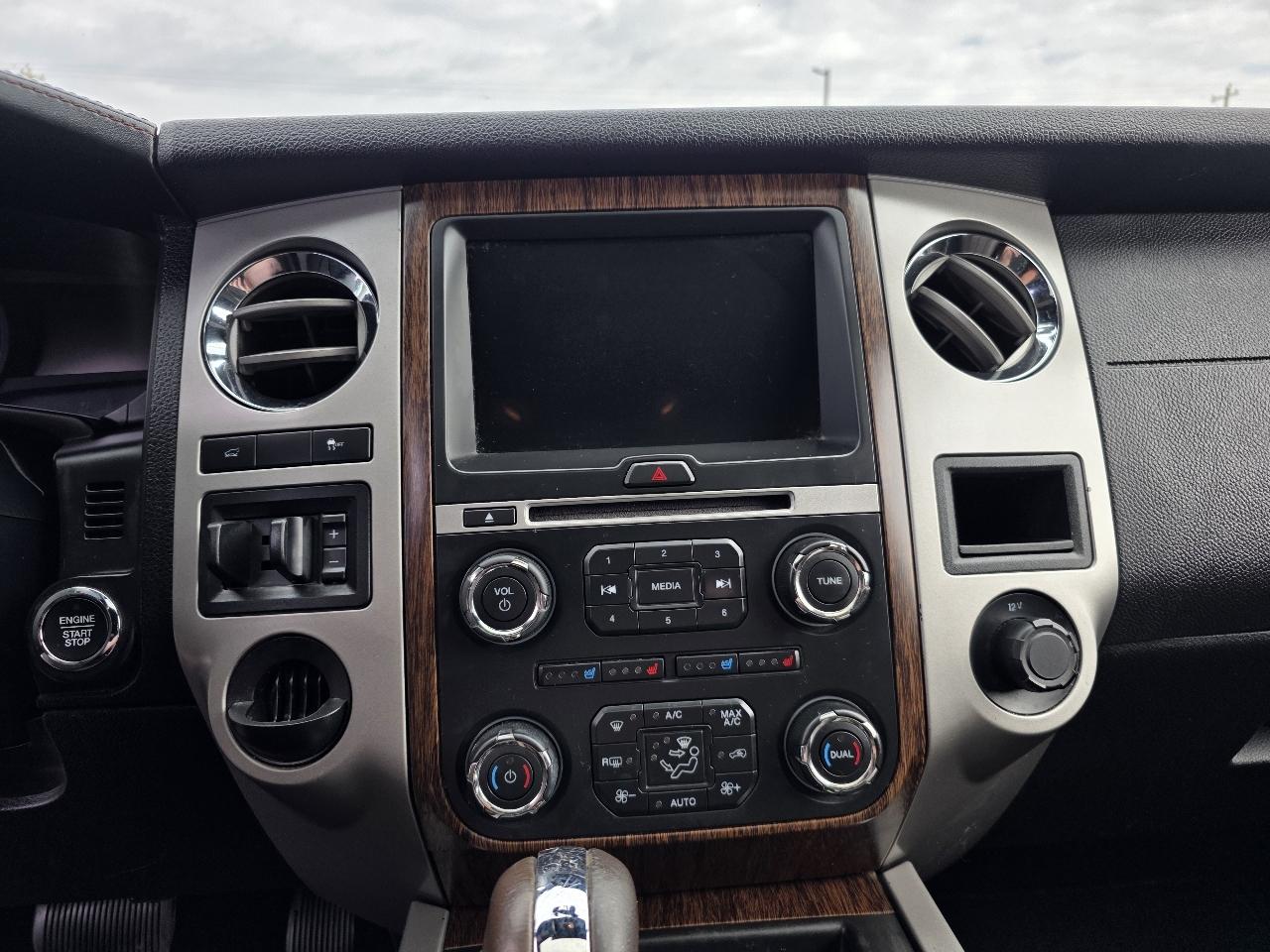 Ford Expedition King Ranch 4D SUV RWD 2016