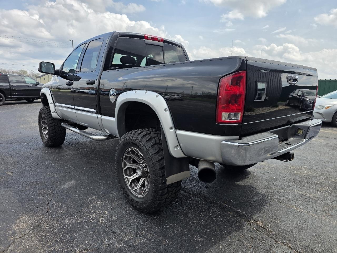 Dodge Ram 2500 ST Quad Cab Long Bed 4WD 2005