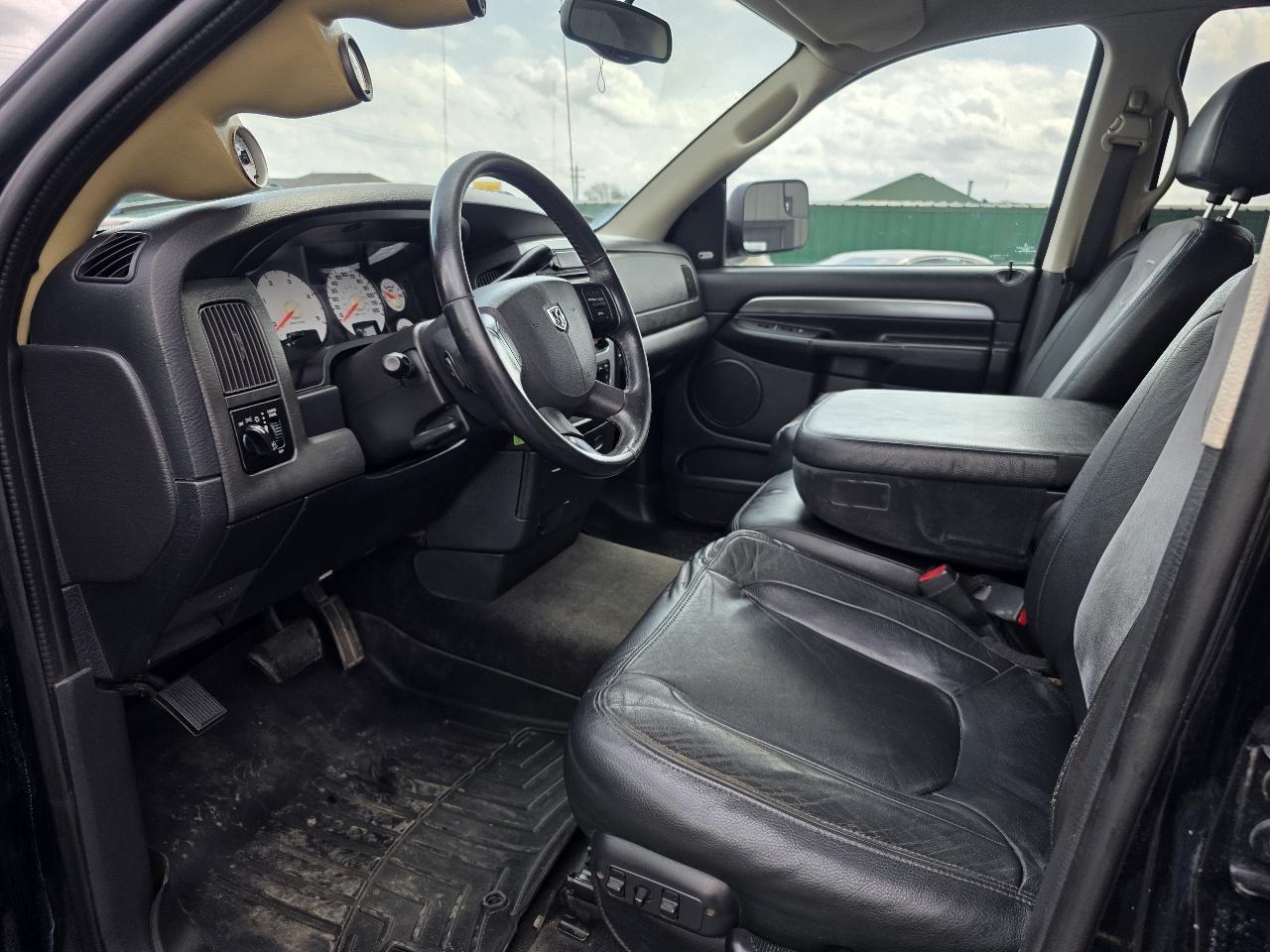 Dodge Ram 2500 ST Quad Cab Long Bed 4WD 2005