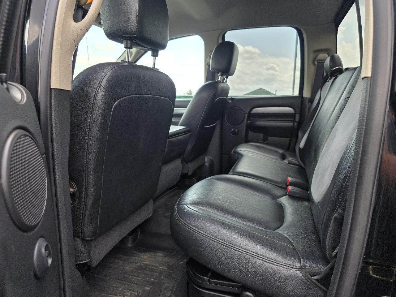 Dodge Ram 2500 ST Quad Cab Long Bed 4WD 2005
