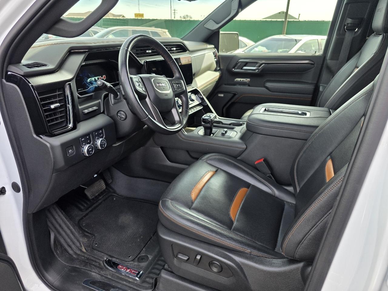 GMC Sierra 1500 AT4 Crew Cab 4WD 2022