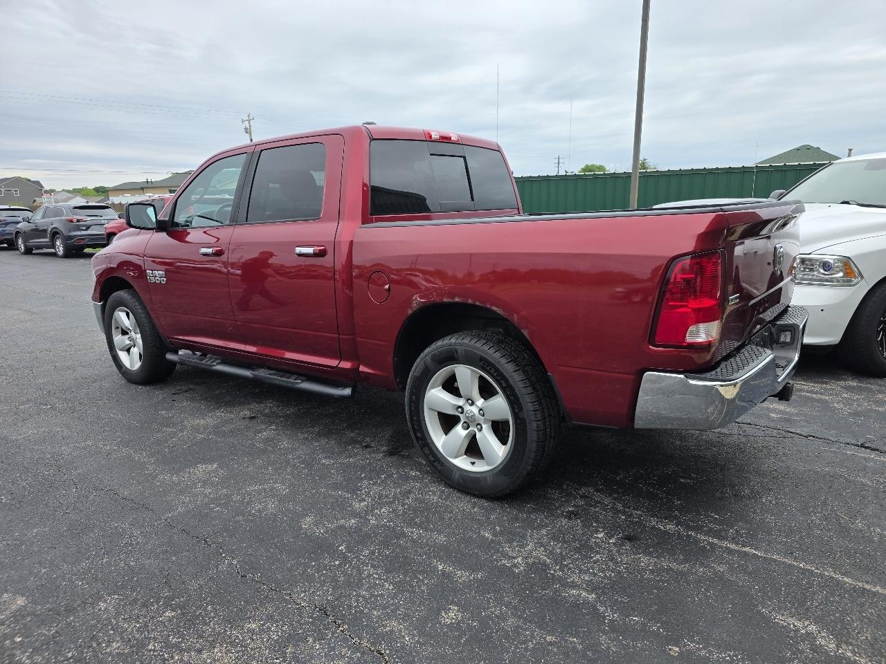 RAM 1500 SLT Crew Cab SWB 4WD 2014