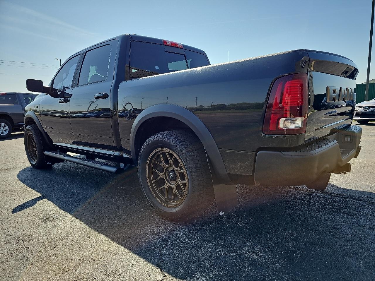 RAM 1500 Rebel Crew Cab SWB 4WD 2015