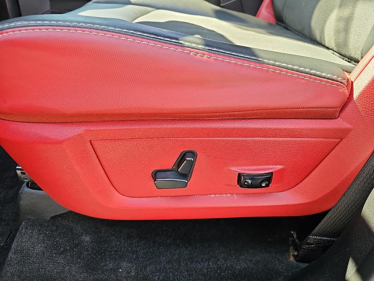 RAM 1500 Rebel Crew Cab SWB 4WD 2015