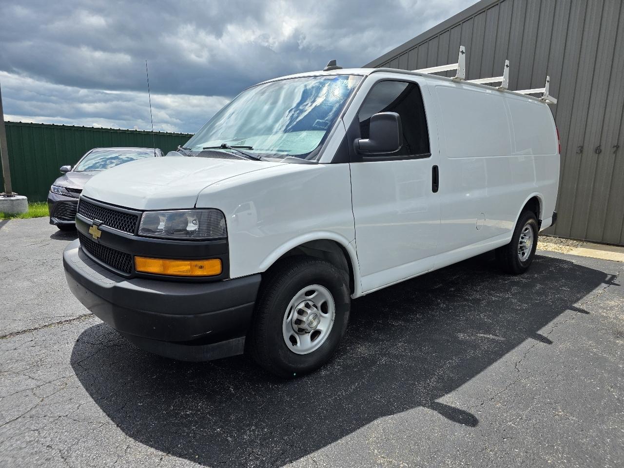Chevrolet Express Van 2500 135" WB 2021