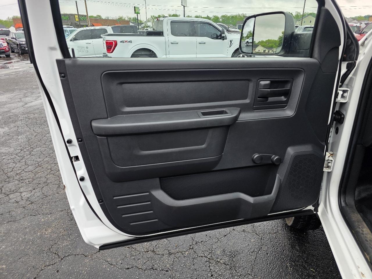 Dodge Ram 3500 Regular Cab 4WD DRW 2012