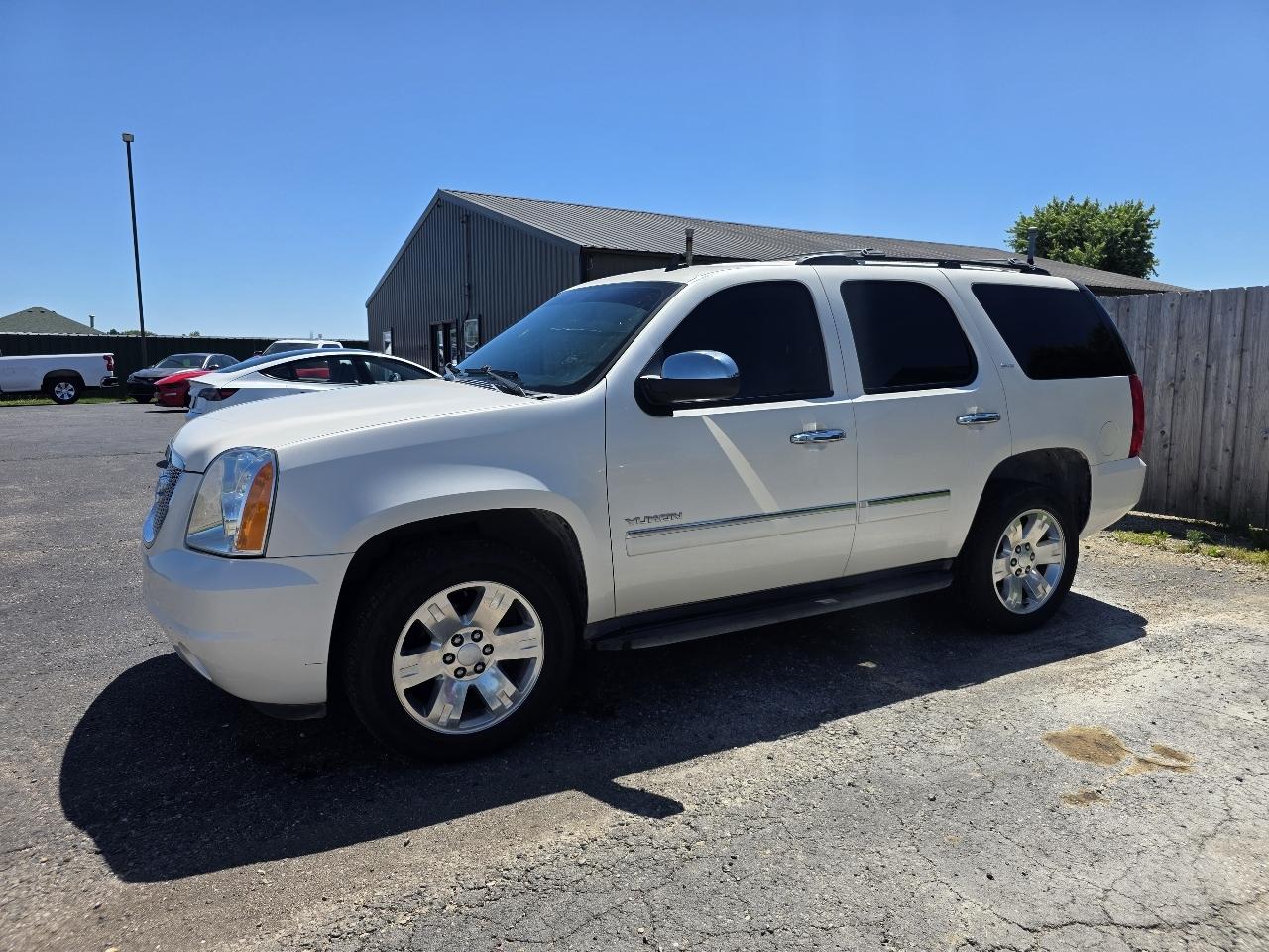 GMC Yukon SLT 4WD 2013