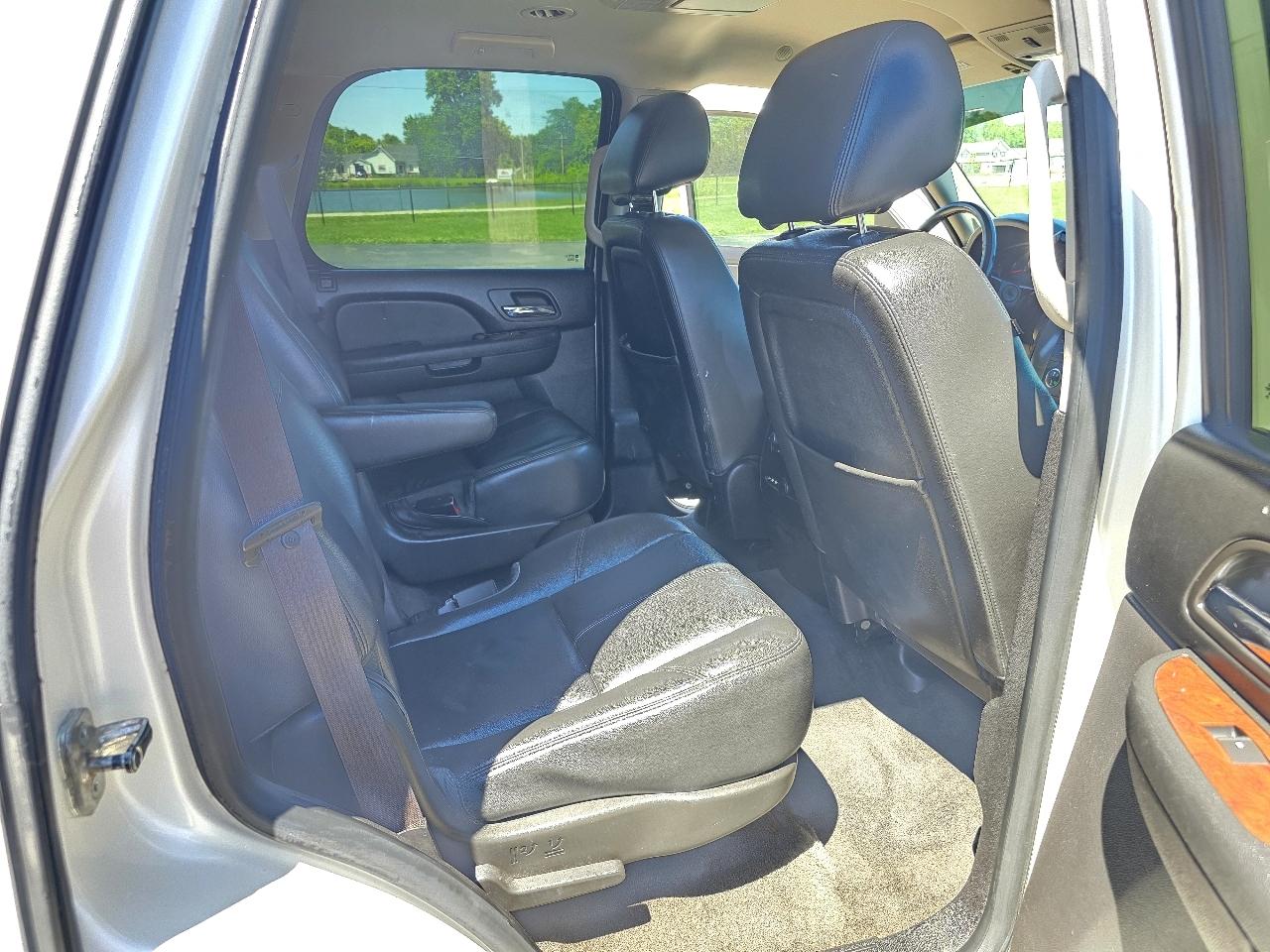 GMC Yukon SLT 4WD 2013