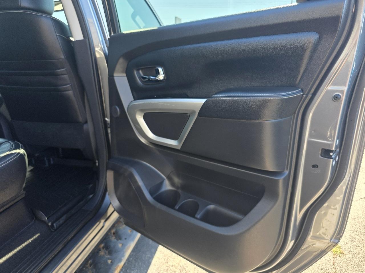 Nissan Titan XD PRO-4X 4WD Diesel 2017
