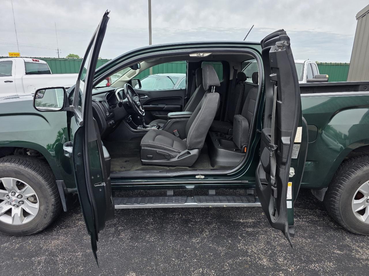 GMC Canyon SLE Ext. Cab 4WD 2015