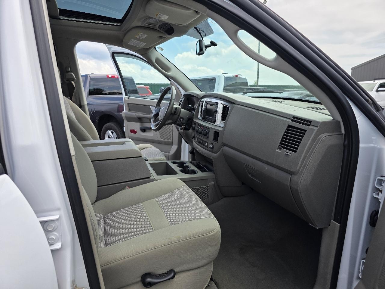 Dodge Ram 2500 SLT Mega Cab 4WD 2009
