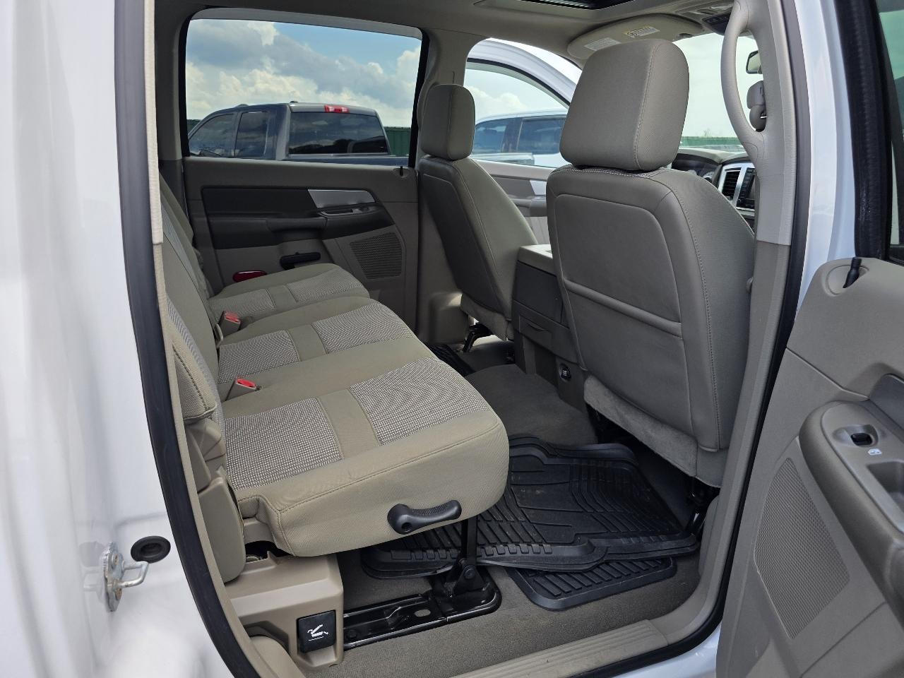 Dodge Ram 2500 SLT Mega Cab 4WD 2009