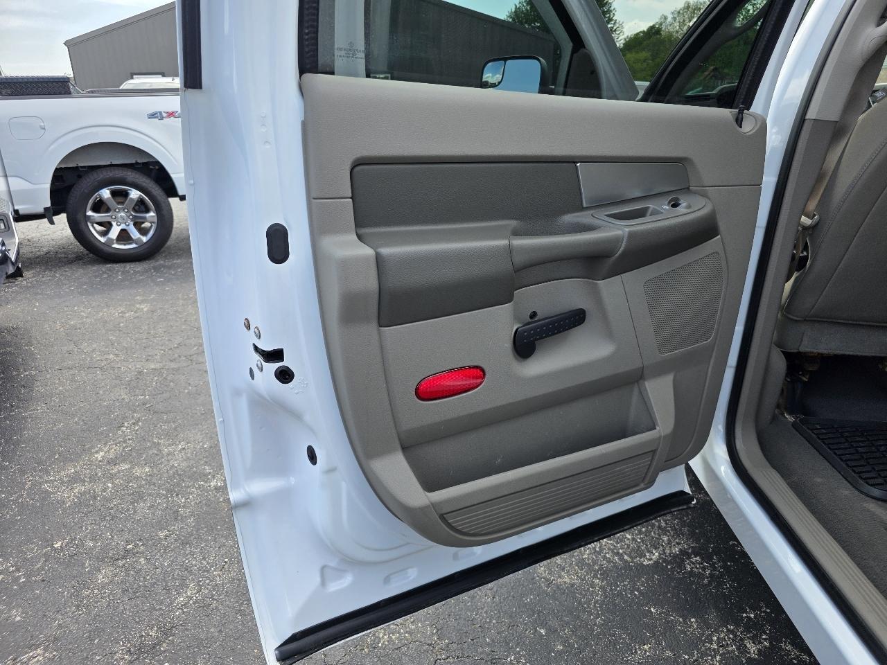 Dodge Ram 2500 SLT Mega Cab 4WD 2009