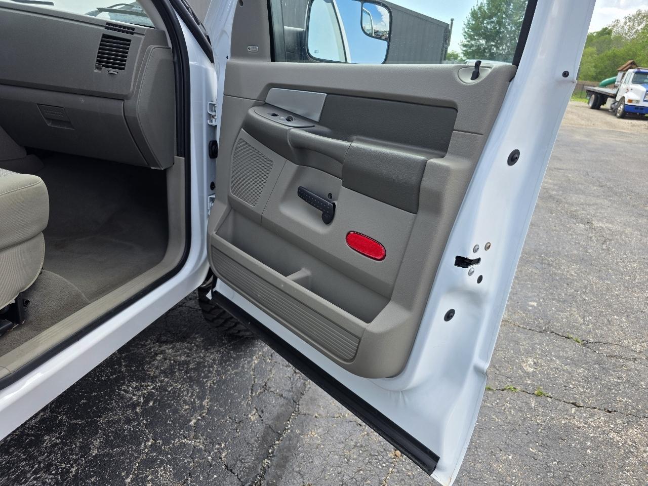 Dodge Ram 2500 SLT Mega Cab 4WD 2009