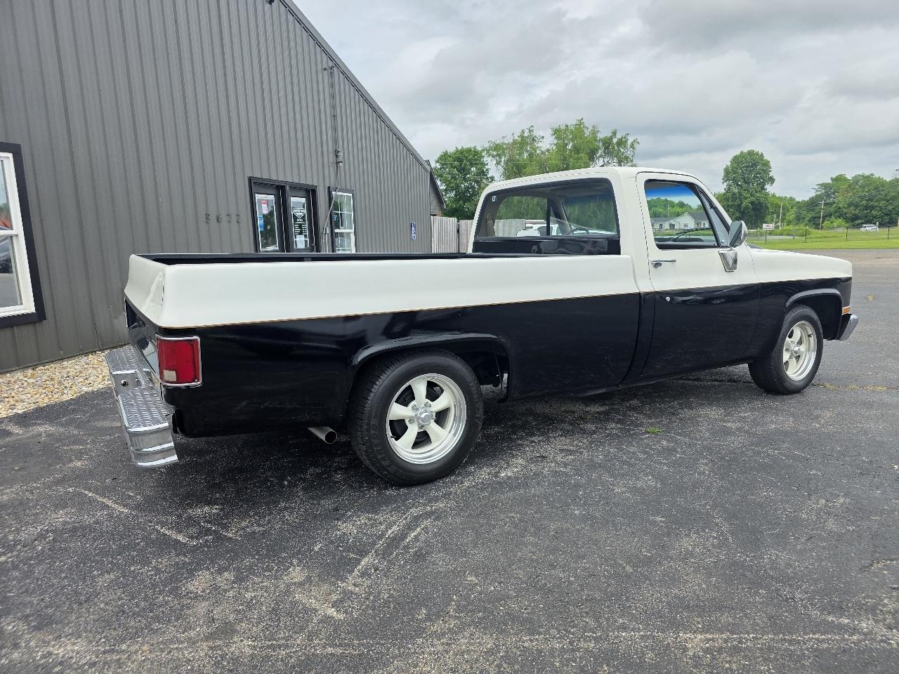 GMC R1500 Regular Cab 2WD 1987
