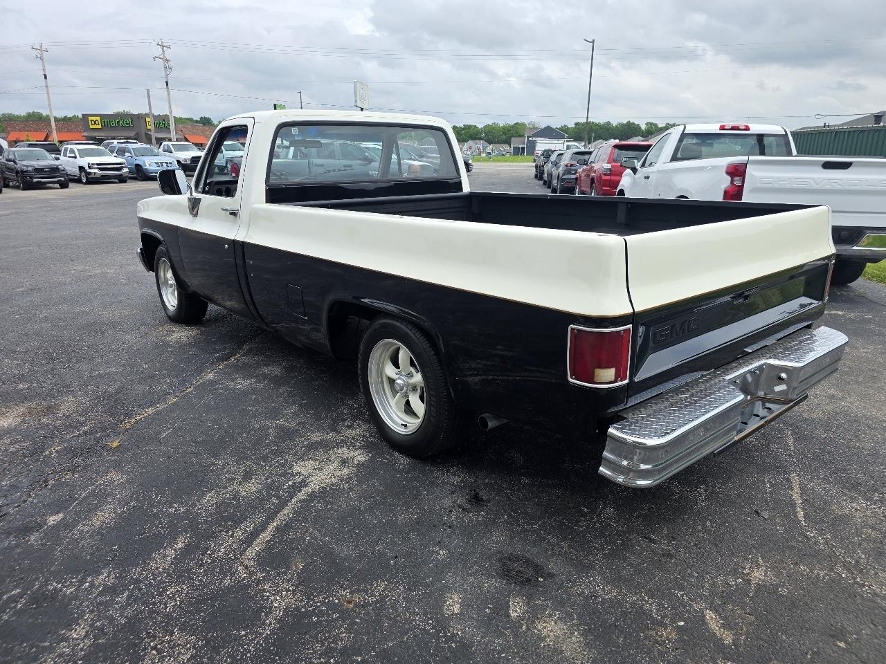 GMC R1500 Regular Cab 2WD 1987