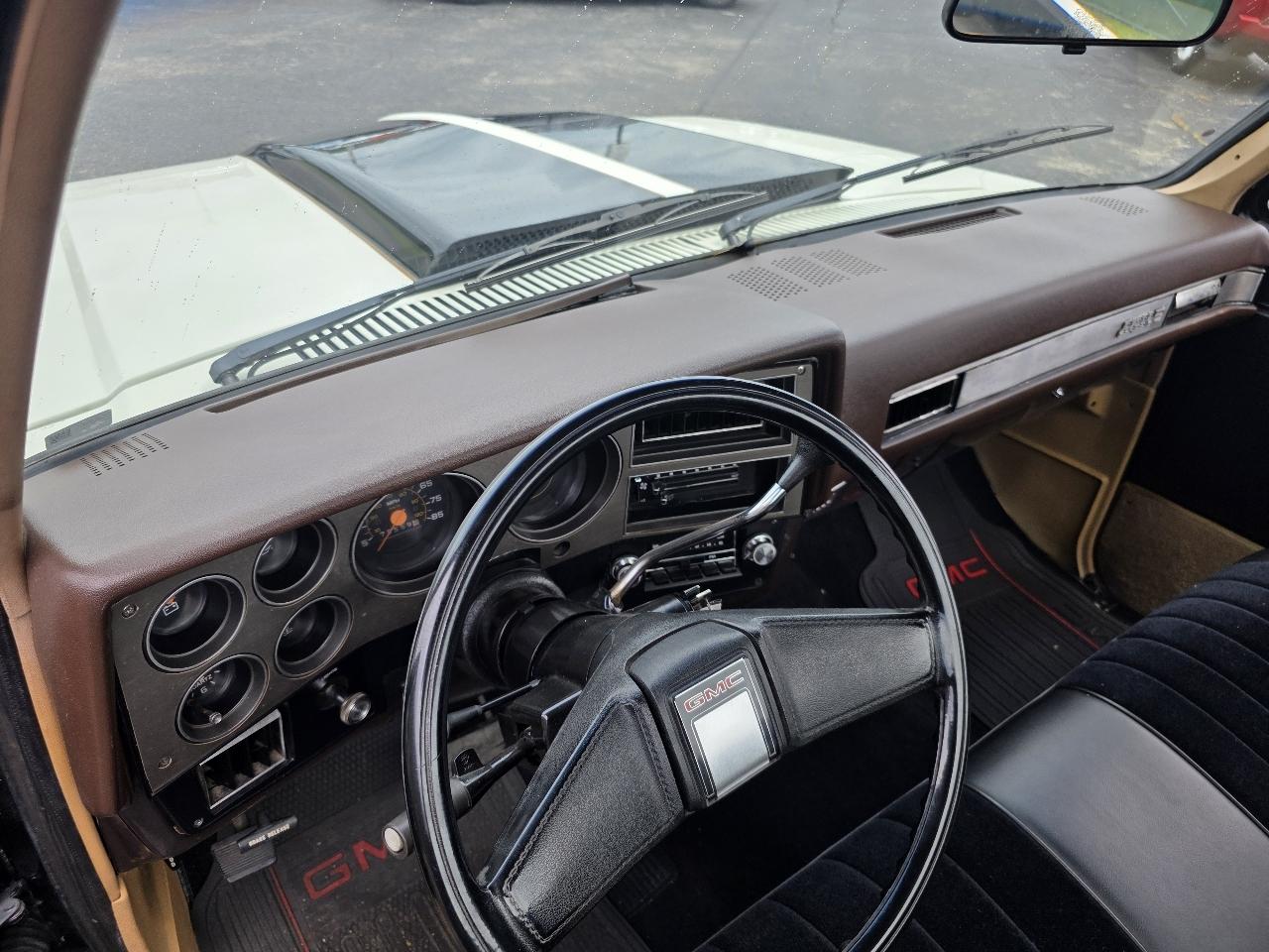 GMC R1500 Regular Cab 2WD 1987