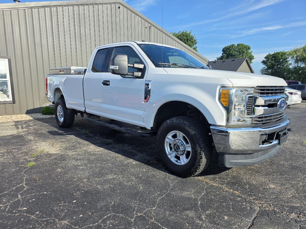 Ford F-250 SD XLT SuperCab 4WD 2017