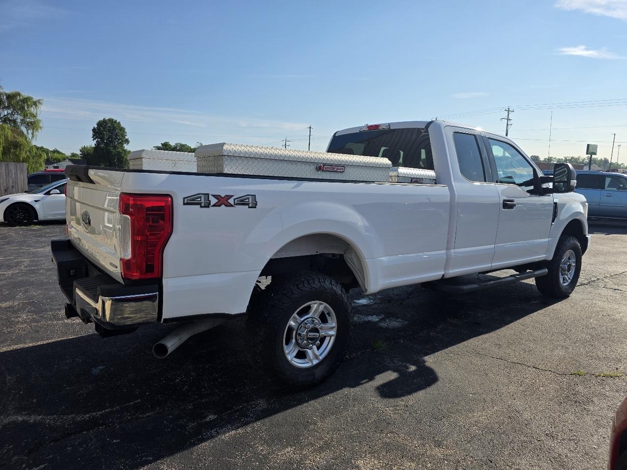 Ford F-250 SD XLT SuperCab 4WD 2017