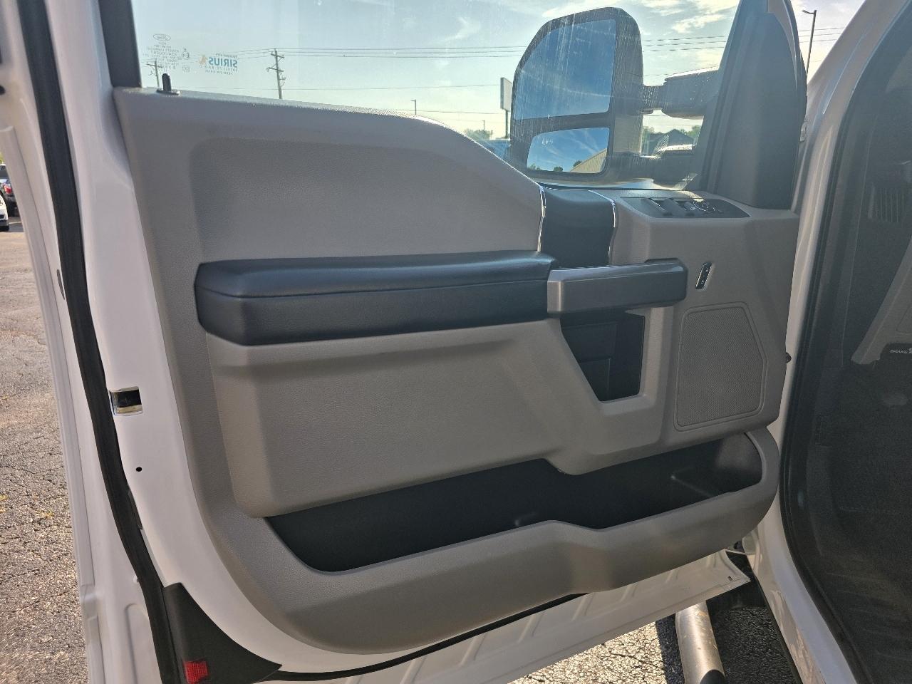 Ford F-250 SD XLT SuperCab 4WD 2017