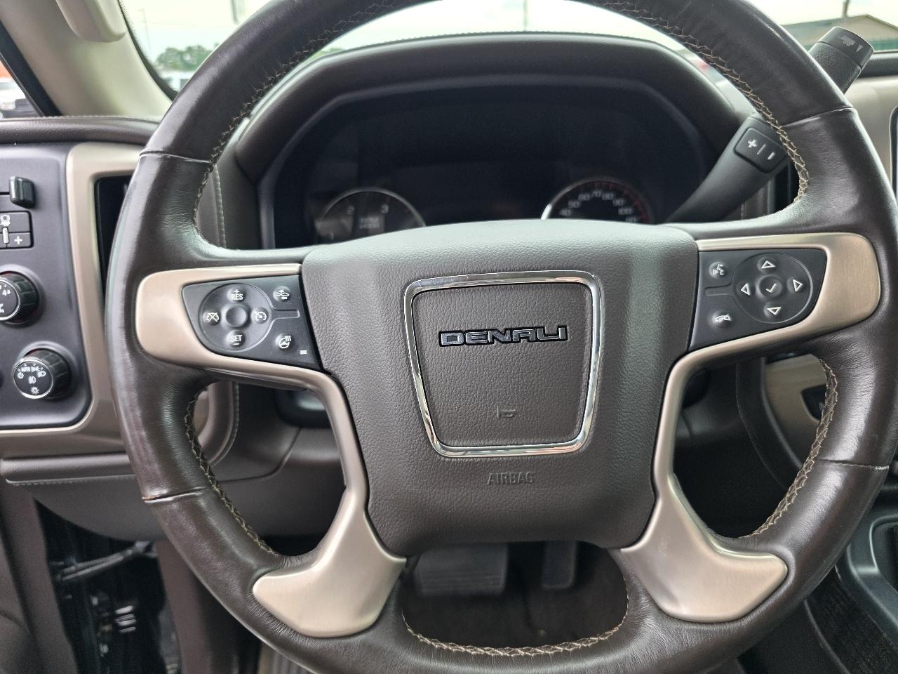 GMC Sierra 2500HD Denali Crew Cab 4WD 2016