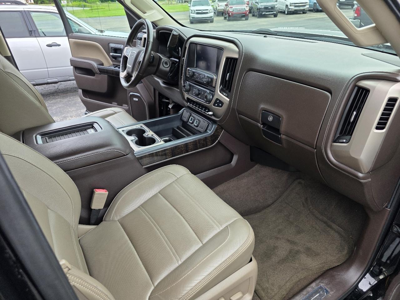 GMC Sierra 2500HD Denali Crew Cab 4WD 2016