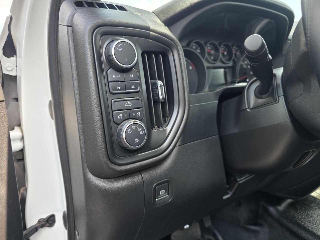 Chevrolet Silverado 2500HD Work Truck Regular Cab 4WD 2022