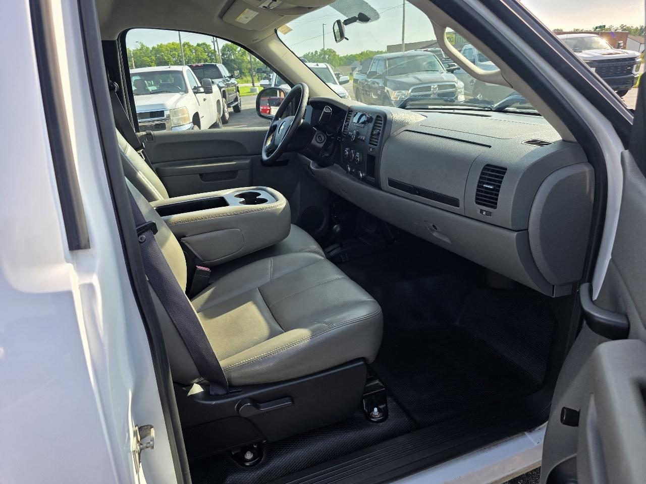 Chevrolet Silverado 1500 Work Truck 4WD 2011