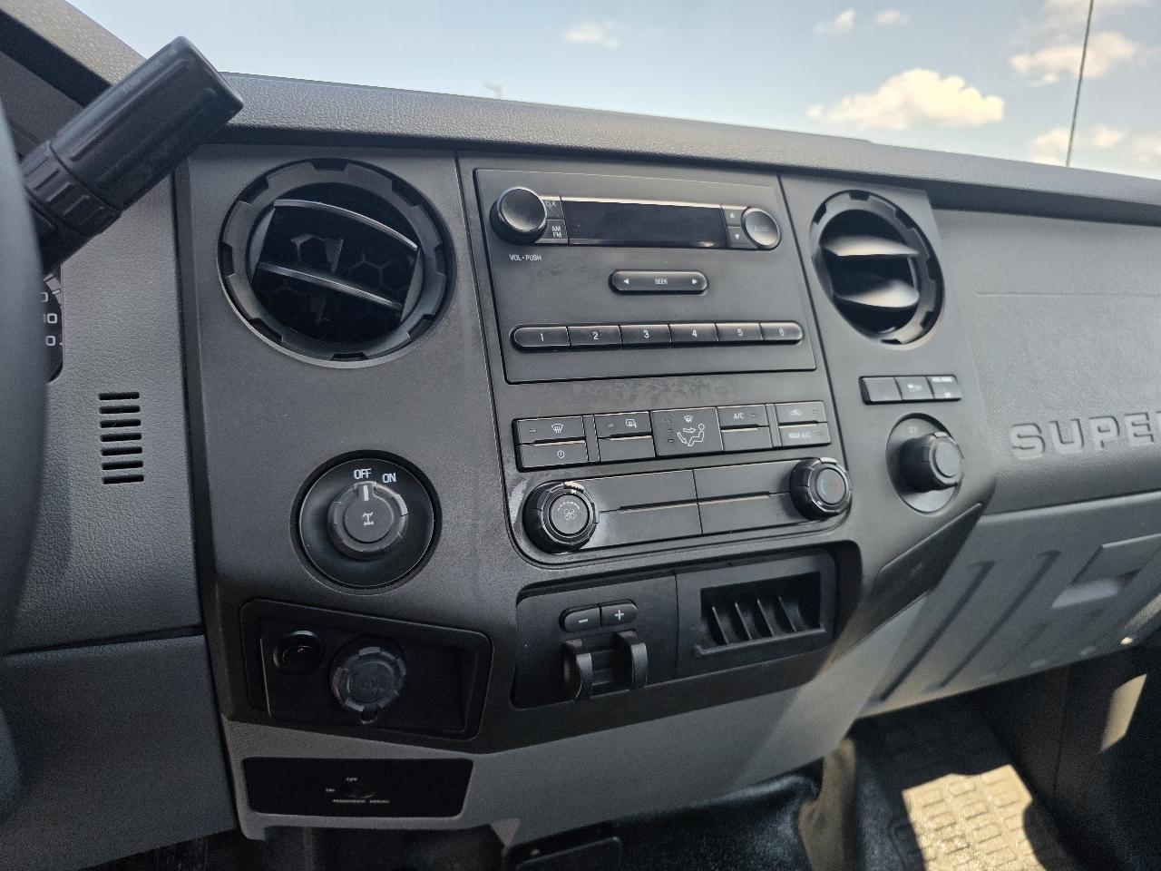 Ford F250 XL Reg Cab 2016