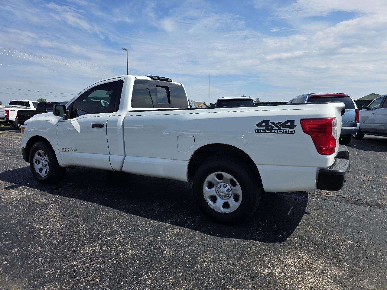 Nissan Titan S Regular Cab 4WD 2019