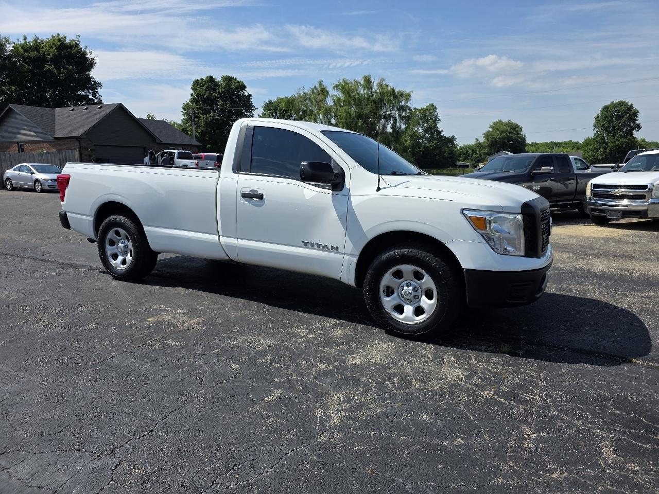 Nissan Titan S Regular Cab 4WD 2019
