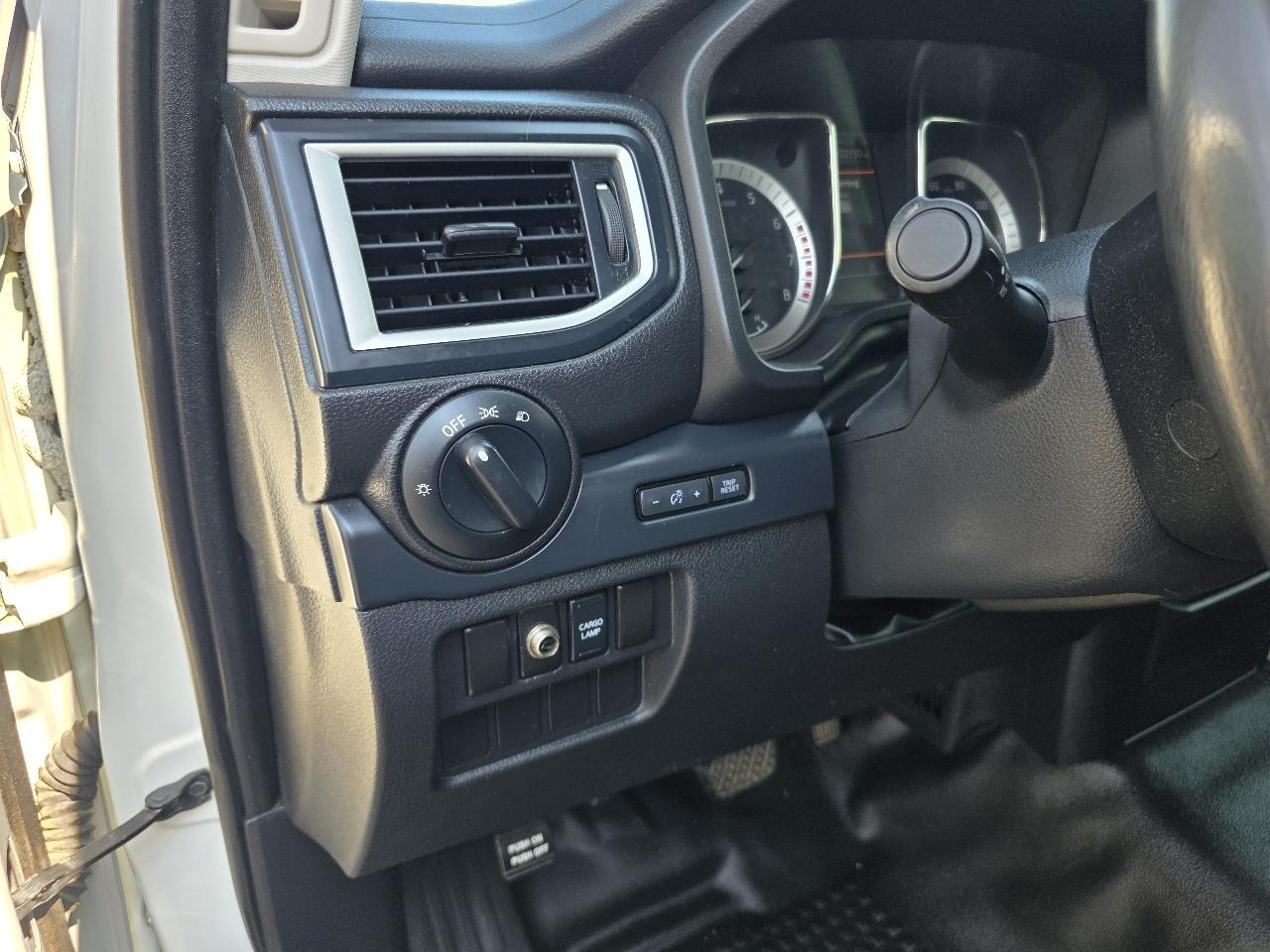 Nissan Titan S Regular Cab 4WD 2019