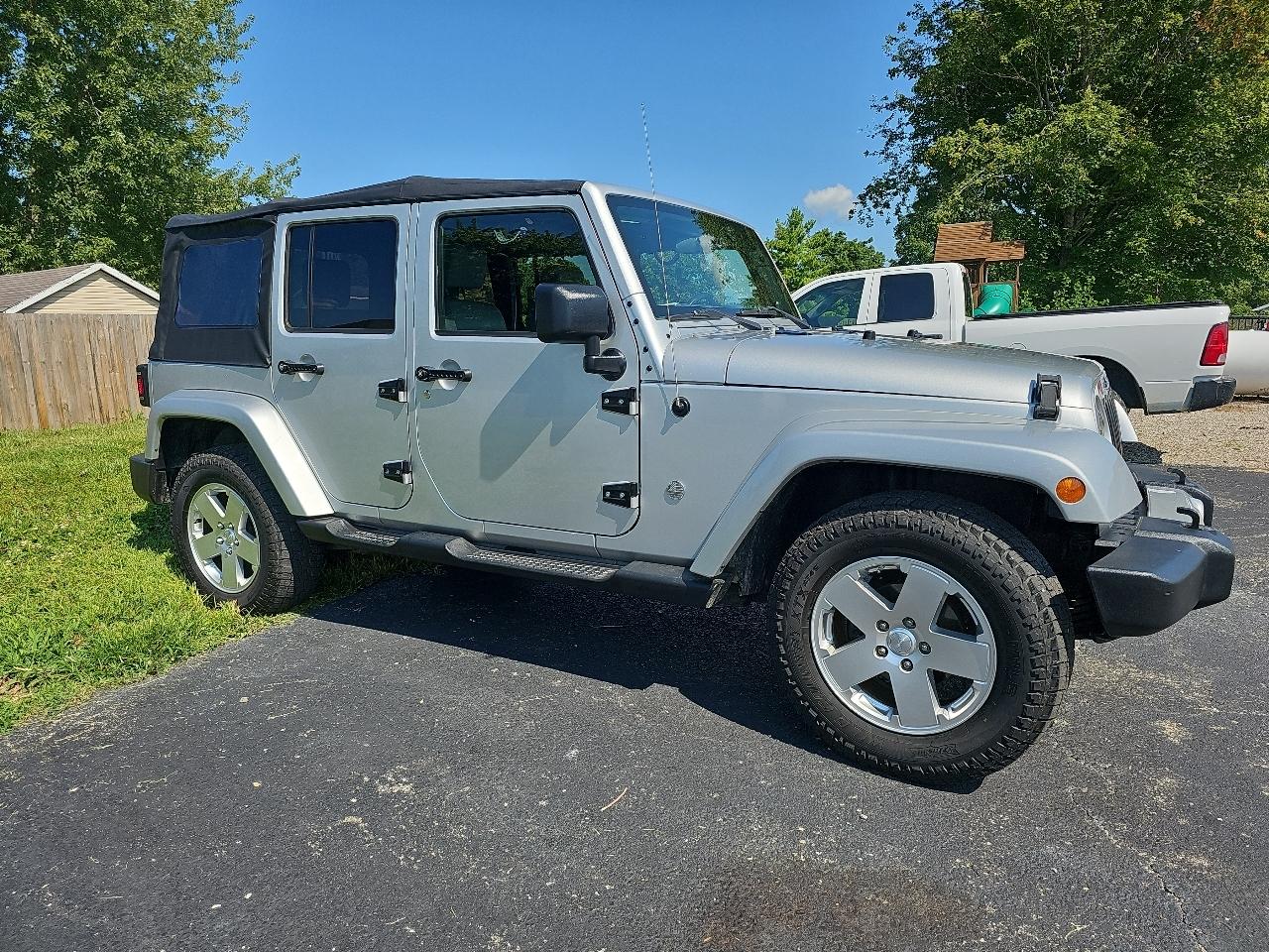 Jeep Wrangler Unlimited Sahara 4WD 2010