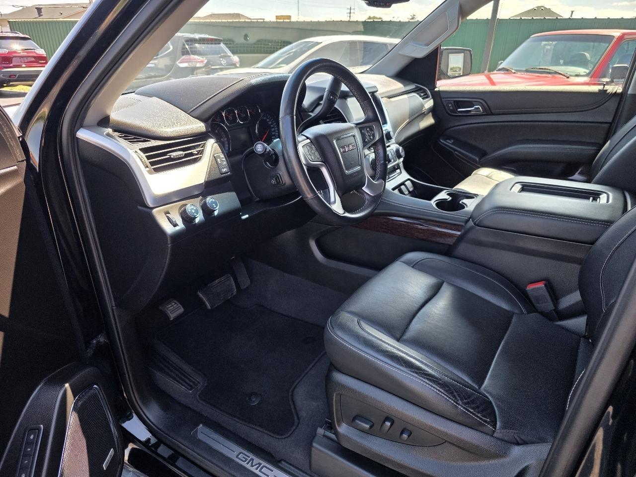 GMC Yukon SLT 4WD 2020